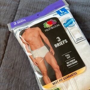 Fruit of the Loom Classic White Briefs 3-Pack